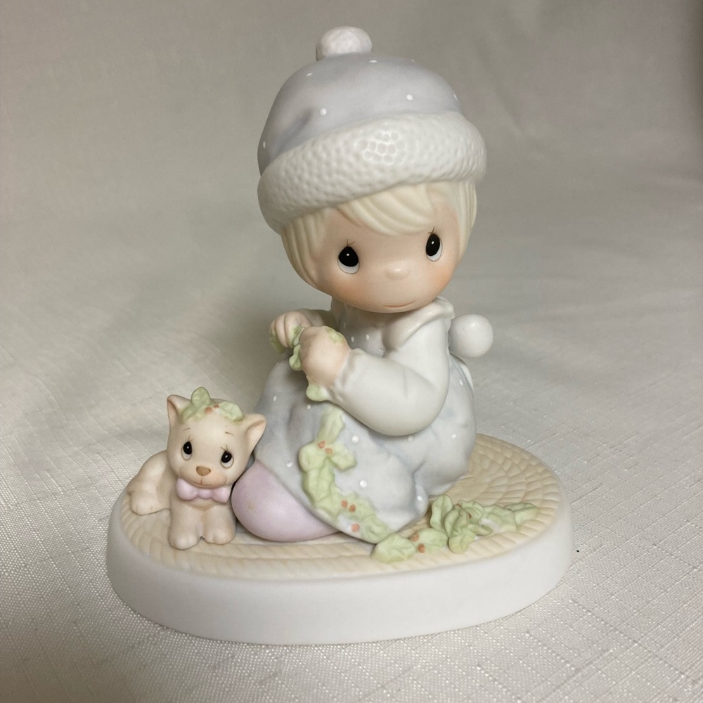 Vintage PRECIOUS MOMENTS 109800 Meowie Christmas Porcelain Figurine 1988 Retired